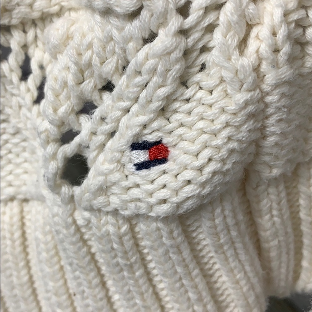 Tommy Hilfiger Women’s Sweater Cream Small - Picture 3 of 4